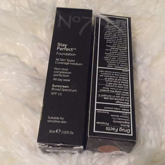 NIB - No7 Stay Perfect Foundation - Picture 1 of 4